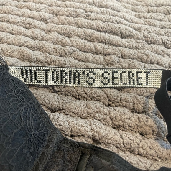 Victoria secret push up bra - Picture 1 of 3